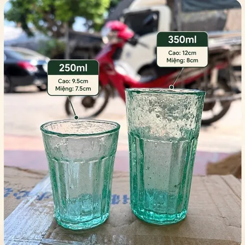 (HOẢ TỐC - MUA 10 TẶNG 2) Cốc ly thủy tinh uống bia hơi vại Hà Nội tạo bọt màu xanh dung tích 200ml và 360ml Hàng loại 1