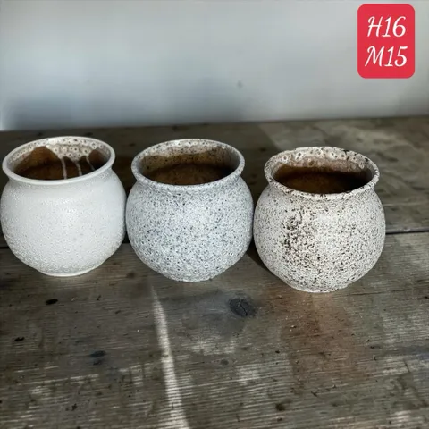 Bình Hoa Gốm Sứ Bát Tràng Dáng Bát Tròn Cao 16cm Cắm Hoa Decor Bàn Làm Việc Trang Trí Nhà Cửa Làm Quà Tặng