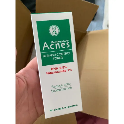 Toner giảm mụn dịu da Acnes Blemish Control Toner White Conc 100ml