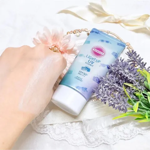 Kem chống nắng KOSÉ SUNCUT dưỡng trắng, nâng tông da SPF50+ PA++++ dạng kem/xịt
