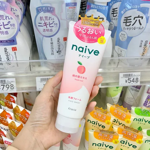 Sữa Rửa Mặt Kracie Naive Foaming Face Wash Làm Sạch Dịu Nhẹ Dưỡng Ẩm Mịn Da Nhật Bản Tuýp 130g
