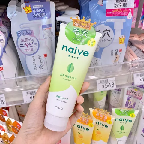 Sữa Rửa Mặt Kracie Naive Foaming Face Wash Làm Sạch Dịu Nhẹ Dưỡng Ẩm Mịn Da Nhật Bản Tuýp 130g