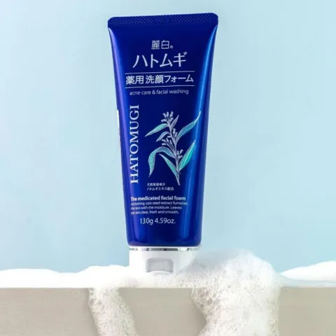 Sữa rửa mặt Hatomugi The Medicated Facial Foam White Conc ngừa mụn, dưỡng ẩm và làm sáng da