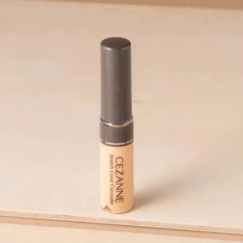 Kem Che Khuyết Điểm Cezanne Stretch Cover Concealer Dạng Kem Làm Đều Màu Da Nhật Bản 8g