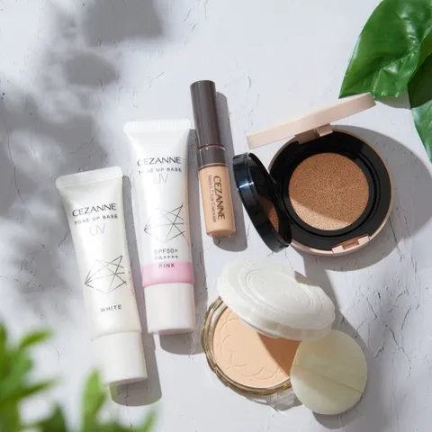 Kem Che Khuyết Điểm Cezanne Stretch Cover Concealer Dạng Kem Làm Đều Màu Da Nhật Bản 8g