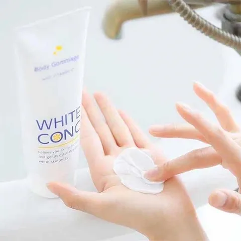 Tẩy tế bào chết White Conc Body CG dưỡng trắng toàn thân Nhật Bản 180g