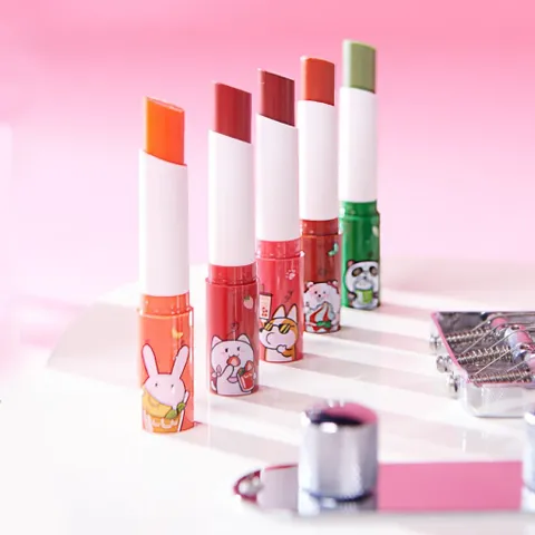 Son dưỡng có màu tự nhiên LipIce Sheer Color Q White Conc Thỏi 2.4g