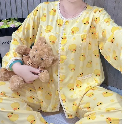 {Mẫu hot} Tay dài truyền thống cổ ren
