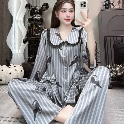 {Mẫu hot} Tay lỡ cổ sen ren mềm