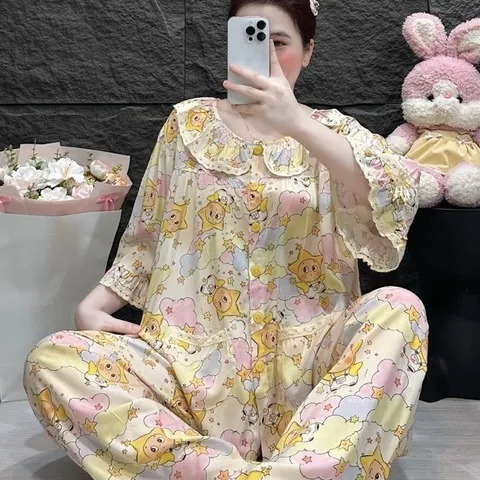 Đồ ngủ cổ sen tay lửng tầng