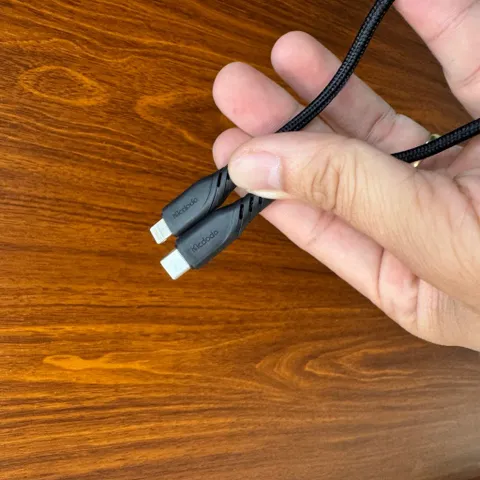 Cáp Sạc Nhanh Mcdodo USB-C to Lightning (1.2m) - Dây Dù Siêu Bền, Chống Đứt Gãy - 36w - ĐEN (P125098)