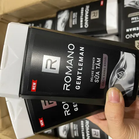 Sữa tắm Romano GENTLEMAN hương nước hoa 150g (P123701)