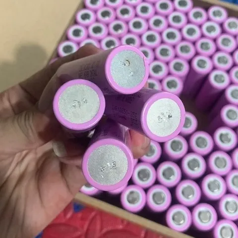 Pin 18650 samsung 35e tháo khối mới , dung lượng cao 3500mah , dùng cho quạt cầm tay , đèn pin , các thiệt bị điện
