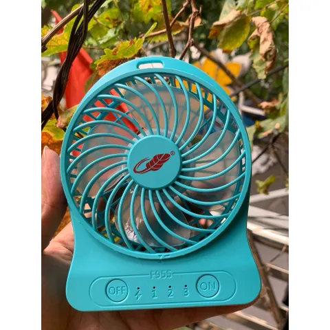 Quạt Gongtian F95s , công suất 4,5w , sử dụng pin 18650 tháo rời tiện lợi ,động cơ không chổi than êm ái bền bỉ siêu mat