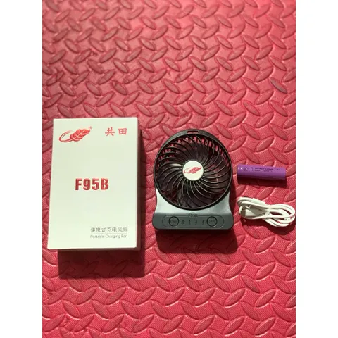 Quạt để bàn Gongtian F95B mini cao cấp , mát lạnh , gió toả rộng , động cơ không chổi than, pin 18650 tháo rời tiện lợi