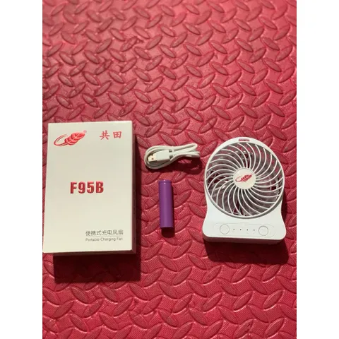 Quạt để bàn Gongtian F95B mini cao cấp , mát lạnh , gió toả rộng , động cơ không chổi than, pin 18650 tháo rời tiện lợi