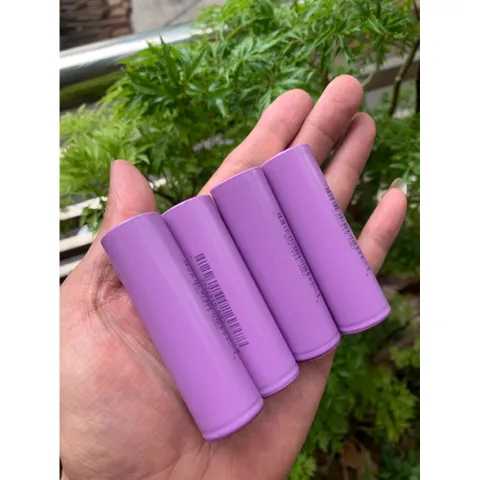 pin 21700 đầu lồi , dung lượng 5000mah chuẩn , nội trở thấp , sử dụng cho đèn pin và các thiết bị điện tử.