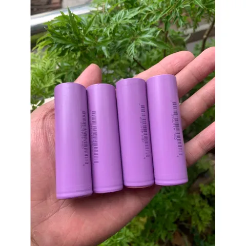 pin 21700 đầu lồi , dung lượng 5000mah chuẩn , nội trở thấp , sử dụng cho đèn pin và các thiết bị điện tử.