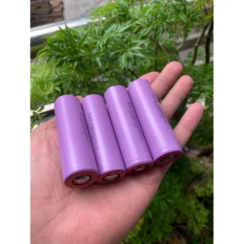 pin 21700 đầu lồi , dung lượng 5000mah chuẩn , nội trở thấp , sử dụng cho đèn pin và các thiết bị điện tử.