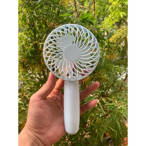 Quạt cầm tay M1 công suất siêu mạnh, siêu mát động cơ phản lực 1503 ko chổi than , cầm tay , pin 18650 tháo rời tiện lợi