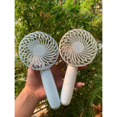 Quạt cầm tay M1 công suất siêu mạnh, siêu mát động cơ phản lực 1503 ko chổi than , cầm tay , pin 18650 tháo rời tiện lợi