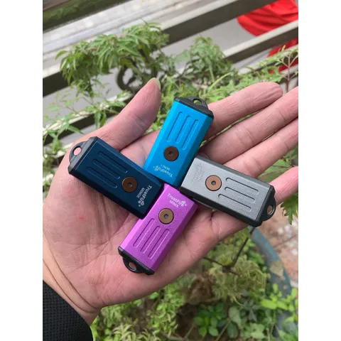Đèn pin móc thìa khoá Trustfire minix, siêu sáng mini , rất tiện mang theo mọi lúc mọi nơi , có đèn UV hoặc đèn đỏ.
