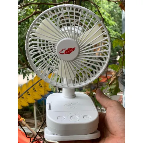 Quạt Gongtian F15B kẹp để bàn tiện lợi , siêu mạnh sử dụng 2 pin 18650 tháo rời kèm theo,động cơ ko chổi than siêu êm ái