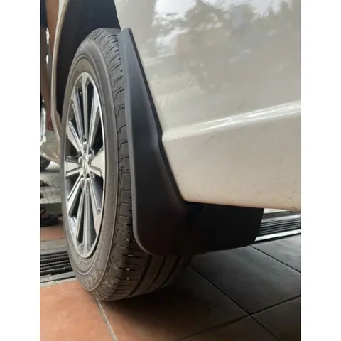 Bộ chắn bùn Toyota Veloz Cross 2021-2026 | Phụ kiện bảo vệ gầm & hông xe chuẩn form