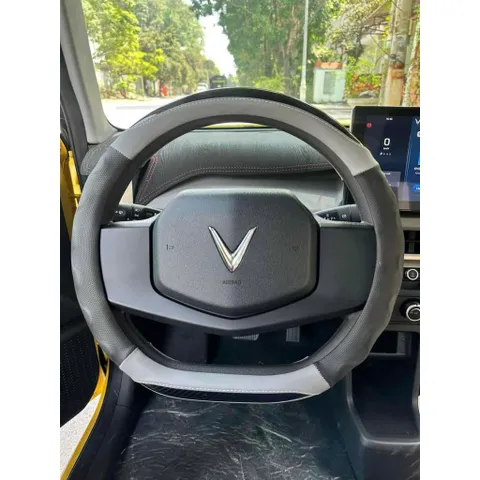 Bọc vô lăng Vinfast VF3,VFE34,VF5,VF8, VF9, Limo dáng dcut thể thao chuẩn size theo xe, ôm phom, thoáng khí, nhiều màu.