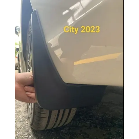 Bộ chắn bùn nhựa xe Honda City Rs 2023-2026 chất liệu nhựa dẻo cao cấp, tặng kèm ốc vít.(Chỉ lắp cho bản RS)
