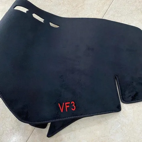 Thảm Taplo Lông Cừu Xe VinFast VF3 Màu Đen | Mềm Mịn, Đế Chống Trượt, Chống Nắng Taplo Bền Đẹp