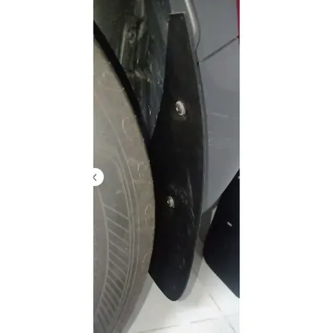 Chắn Bùn VF5 Chuẩn Form | Bộ 4 Bánh, Nhựa Dày, Hạn Chế Bùn Đất Bắn Lên Xe