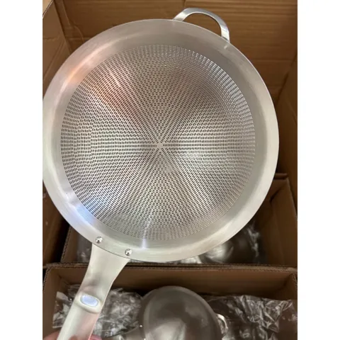 Rây lọc inox 304 nguyên khối cao cấp có tay cầm, lọc cháo, lọc bột đa năng