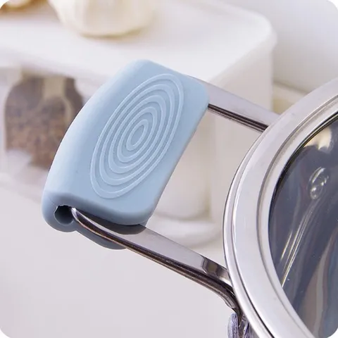 Miếng lót quai nồi silicon chống nóng UYIKU Nhật Bản có khóa chống trượt