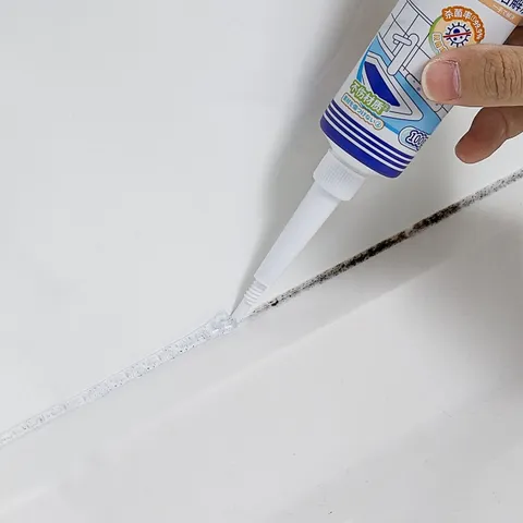 Gel tẩy mốc giăng cao su đa năng Uyiku Nhật Bản, tẩy mốc máy giặt, tủ lạnh, nhà tắm