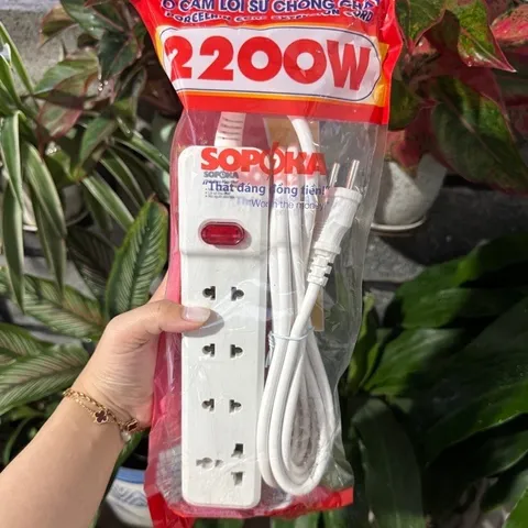 Ổ cắm 3 4 5 6 lỗ 2200W Sopoka dây dài 2.5M / 4.5M có công tắc bấm kiêm đèn báo