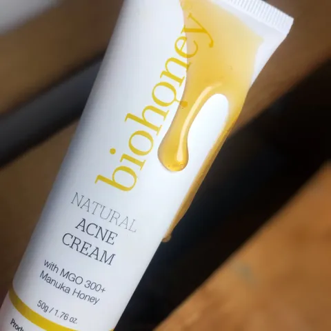 Kem mật ong giảm mụn Biohoney ManuKa Natural Acne Cream Biohoney MG 300+ 50g