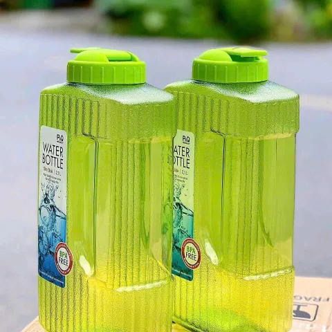 Bình Đựng Nước Nhựa Pet Lock&Lock 2.1L HAP736