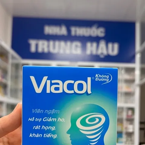 Viên ngậm Viacol không đường (hộp 20 viên) hỗ trợ giảm ho, rát họng, khàn tiếng