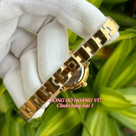 Đồng hồ Nữ CTZ mặt số full pha lê cực sang xịn. Kính sapphire. Máy Nhật. Chống nước tốt