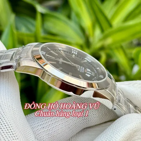 Đồng hồ Nam SK size 42mm lịch lãm phong cách. Máy Nhật chuẩn hàng loại 1. Mặt kính sapphire