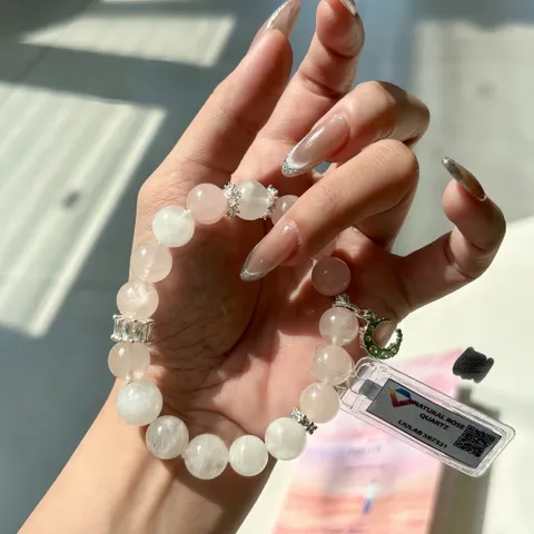 Vòng Thạch Anh Hồng Tự Nhiên Rose Quartz Mix Hạt Trắng – Dạ Đình Ngọc Các