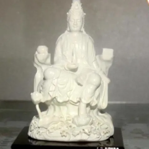 Tượng ngài quan thế âm Bồ tát đạp sen cao 11cm nhiều mẫu - QUAN ÂM ĐẠP SEN