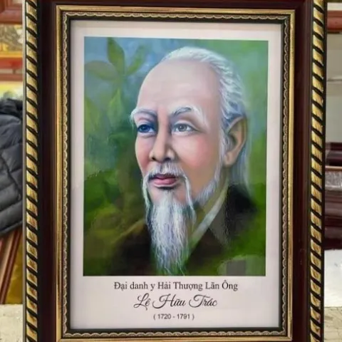 Danh Y HẢI THƯỢNG LÃN ÔNG - có khung có hoả tốc