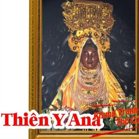 Tranh treo, ảnh thờ THIÊN Y ANA đen huyền ảo+ Khung ảnh sáng đẹp kích thước khổ A3, A4, A5