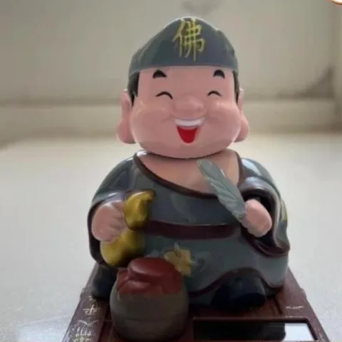 Tượng Tế Công Gật Gù cực đẹp