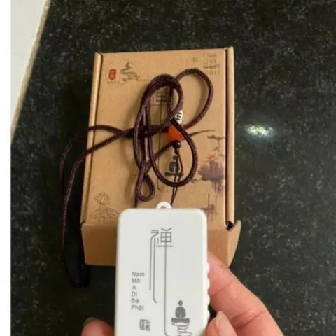 Tặng cốc sạc, Máy Niệm Phật Thiền Sư Mini - Có khe thẻ nhớ CÓ 30 BÀI NIỆM PHẠT  DƯƠNG KHOA SHOP