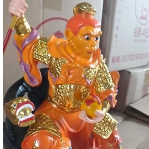 Tượng Tôn Ngộ Không cao 30cm cực đẹp