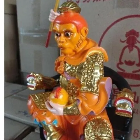 Tượng Tôn Ngộ Không cao 30cm cực đẹp