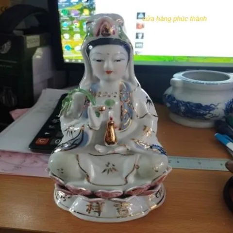 Quan âm bồ tát trắng có hoả tốc